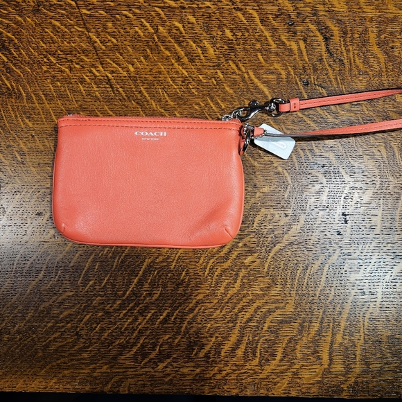 Coach Legacy Leather Motif Small Top Zip Wristlet With Hangtag Watermelon - Picture 3 of 11